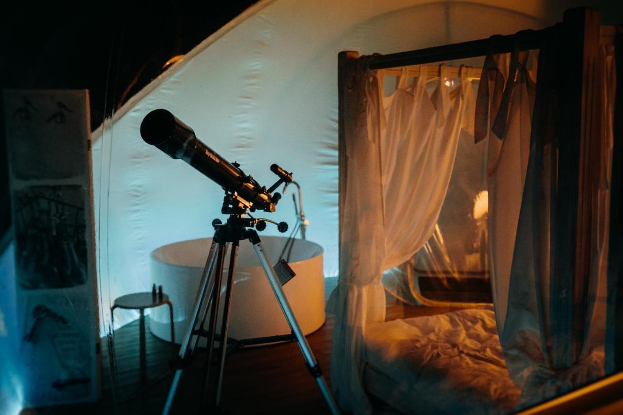 Burbujas Astronomicas Albarari Sanxenxo Hotel Exterior photo